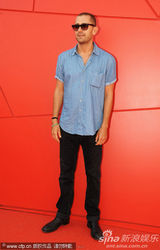 组图：意大利本土电影《ALICE》《王到了》首映