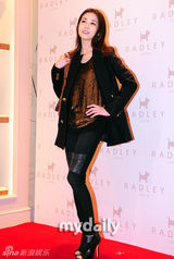 组图：金贤珠崔贞媛等出席时尚品牌发布会