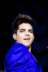 组图：亚当兰伯特上海妩媚开唱眼线撩人