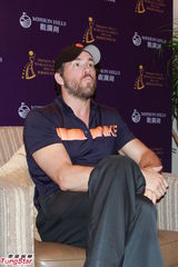 组图：瑞恩-雷诺兹新片学国语 透露将回老家过生日