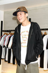 幻灯：陈冠希台北开店六月复出 称不知Lucas是谁