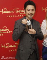 组图：吴秀波进驻杜莎夫人蜡像馆 被量身复制