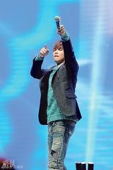 组图：《全球劲爆歌手》颁奖 陈奕迅收获5奖项