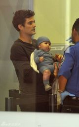 高清组图：布鲁姆变24孝老爸 模特老妈变甩手掌柜