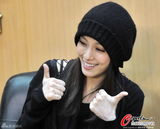 幻灯图：范玮琪助阵CBA开幕式 展露甜美笑容