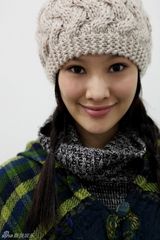 组图：李昕岳《幸福迷途》造型曝光 张叔平操刀