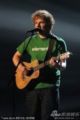 组图：全英音乐奖 艾德-希兰获英国最佳男歌手