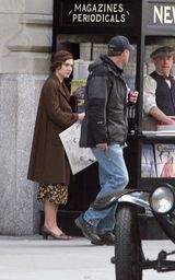 幻灯图：温丝莱特离婚后首部作品出演单身母亲