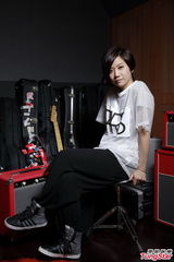 组图：卢凯彤感激黄耀明鼓励 个唱创新视觉效果