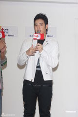 高清：潘玮柏新造型首度曝光 对蔡依林selina有好感