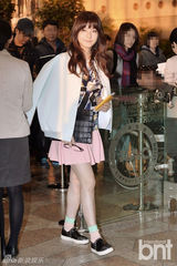 组图：CNBLUE与FT等赴日开唱亮相机场