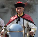 组图：《甲午大海战》曝邓世昌新造型 陆毅不惧炸点