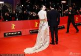 组图：柏林电影节闭幕式红毯 中国女星美艳出挑