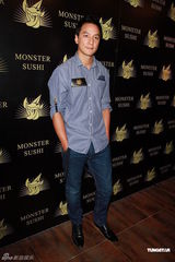 组图：吴彦祖投资餐厅有得赚 为爱妻下厨盼造人成功