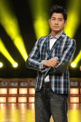 组图：郭富城亮相天天向上 卖萌搞怪变表情帝