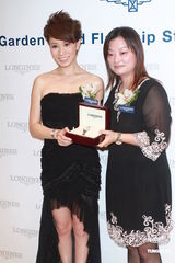 组图：余诗曼望回巢与刘德华拍剧 目前感情空白