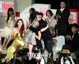 组图：MAMA颁奖礼澳门举行 2NE1与miss A分获三大奖