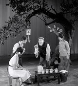 组图：话剧表演艺术家于是之生前剧照海报