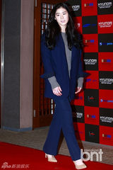 组图：吕珍九宋康昊出席年度电影奖颁奖礼