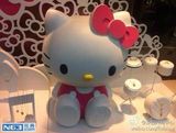 组图：Hello Kitty40周年巡展亮相上海萌翻网友