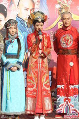 组图：安以轩新剧当新娘力挺杜淳否认当小三