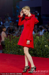 高清组图：《质数的孤独》首映 蒂尔达-斯文顿助阵