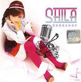 茜拉与家人私照曝光 长发美女爱卖萌