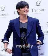 组图：张根硕张东健等出席皮包专卖店开业仪式