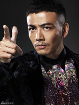 组图：杨烁时尚写真鬼马帅气玩转雅痞范