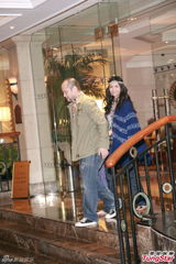 高清图：钟镇涛60大寿派对 群星嬉皮士装到贺