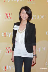 组图:蔡一智等出席活动 蒙嘉慧生日郑伊健送钻饰