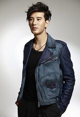 组图：班嘉佳蒲巴甲共同演绎情人节浪漫单曲