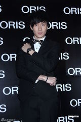 高清图：林俊杰出席名表派对 化身爵士王子笑容可爱