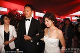 组图：戛纳影展台湾之夜派对 郑元畅陈妍希男才女貌