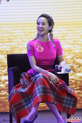 组图：张国立对蔡依林自称“叔叔” 谈春晚保密