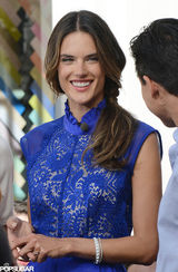 高清图：超模坎蒂斯狂欢趴梯旗袍短裙丰胸翘臀