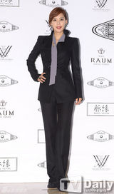 组图：南圭丽(南奎丽)SISTAR宝拉等盛装出席时尚活动