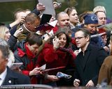 组图：《古迹卫士》克鲁尼与马特达蒙搭肩搞怪