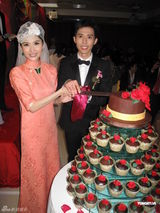 组图：陈贝儿黄国栋造人随缘 佛教仪式婚礼庄严温馨