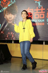 组图：陶喆与辣妹热舞互摸 谢霆锋帅气现身飙歌