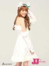 幻灯图集：日本混血靓模玲奈圣诞写真 可爱俏丽