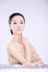 组图：“安陵容”陶昕然清纯写真唯美动人