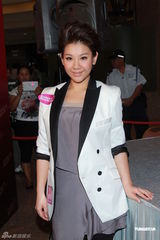 组图：容祖儿幻想有另一半 陈伟霆否认拍裸照