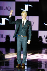 独家高清：韩团MBLAQ发新辑《BROKEN》化身暖男