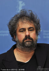 幻灯图集：《猛犸象》记者会 杰拉尔-德帕迪约亮相