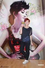 组图：梁静茹香港红馆个唱落幕 造型百变气氛热