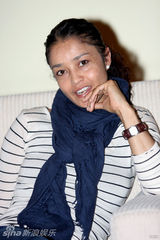 幻灯：阿库汉姆舞团重返北京 《相聚》巡演全球谢幕