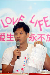 幻灯：黑人陈建州反击不实报导 澄清未借公益自肥