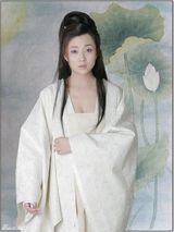 组图：《武则天秘史》热播 盘点殷桃各时期造型