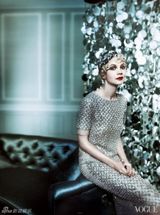 组图：英女星凯瑞大片复古华丽 珠光宝气夺目